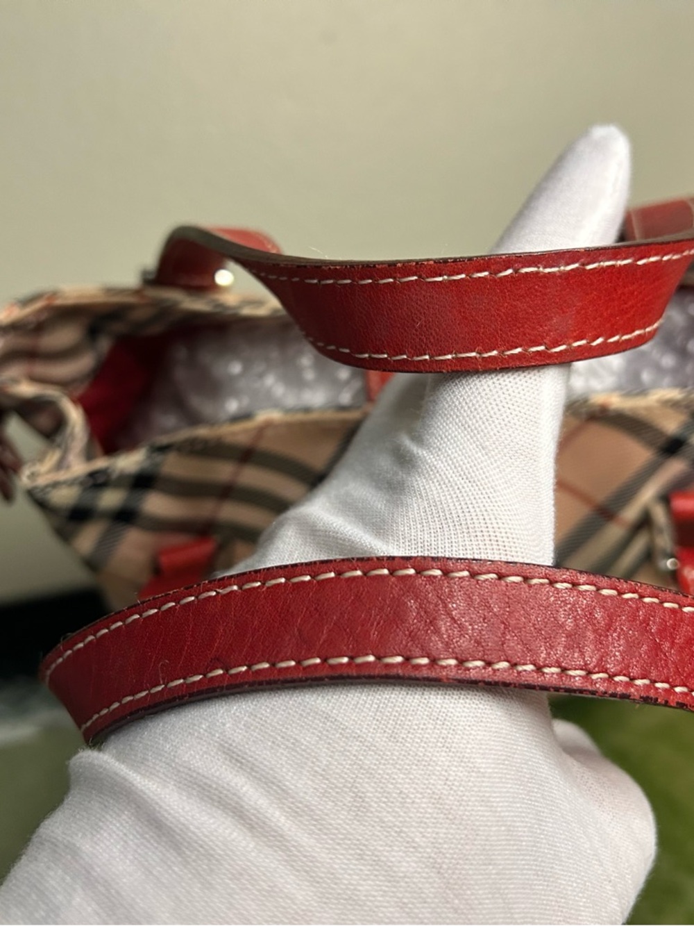 Vintage Burberry Nova Check Tote Bag Red Leather Trim Beige Plaid Shoulder Bag - Picture 13 of 13